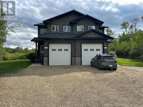 111323 91 St, Peace River, AB, T8S1P6 | Card Image