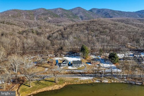 39 Whistle Ln, SHENANDOAH, VA, 22849-3314 | Card Image