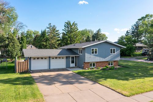 3200 Silver Ln Ne, Saint Anthony, MN, 55421-4349 | Card Image
