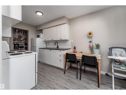 12-14230 80 St Nw, Edmonton, AB, T5C1L6 | Card Image