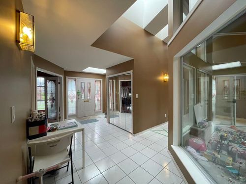 5107 2a Ave, Delta, BC, V4M3N7 | Card Image