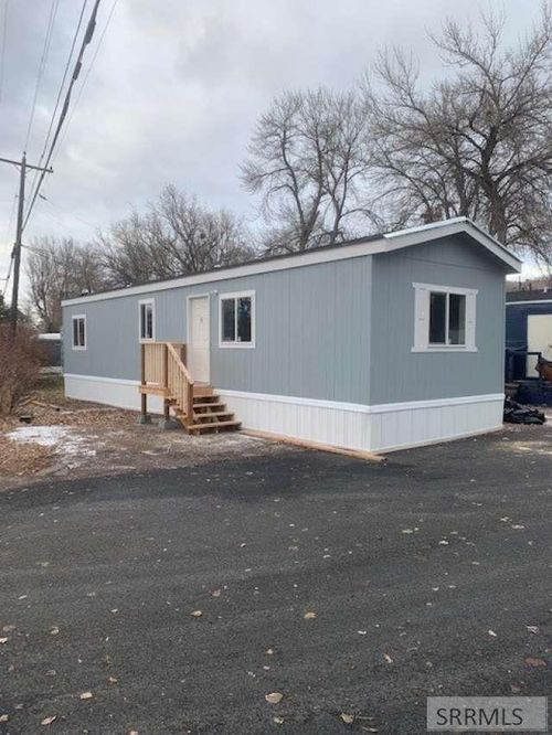 38-1935 S 5th Ave, Pocatello, ID, 83201-6933 | Card Image