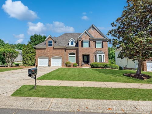 14938 Hawick Manor Ln, Pineville, NC, 28134-6406 | Card Image