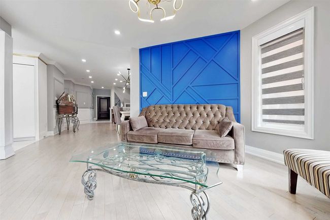 MAIN - 10 Purcell Cres, House other with 4 bedrooms, 3 bathrooms and 4 parking in Maple ON | Image 5