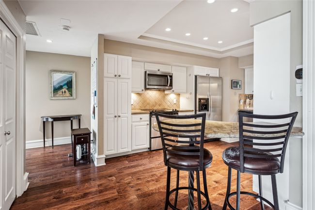 APT-330 - 5200 Keller Springs Rd, Condo with 3 bedrooms, 3 bathrooms and null parking in Dallas TX | Image 4
