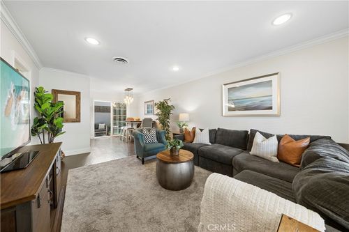 2414 Niagara, Costa Mesa, CA, 92626 | Card Image