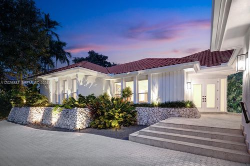 7155 E Lago Dr, Coral Gables, FL, 33143-6512 | Card Image