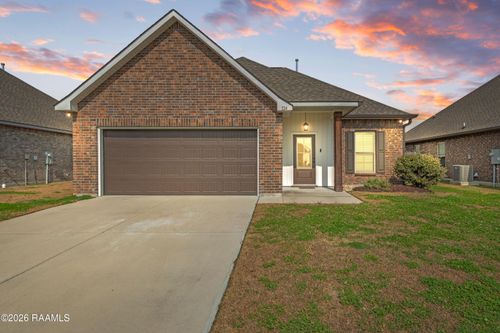 124 Alpine Meadows Ln, Lafayette, LA, 70506-6357 | Card Image