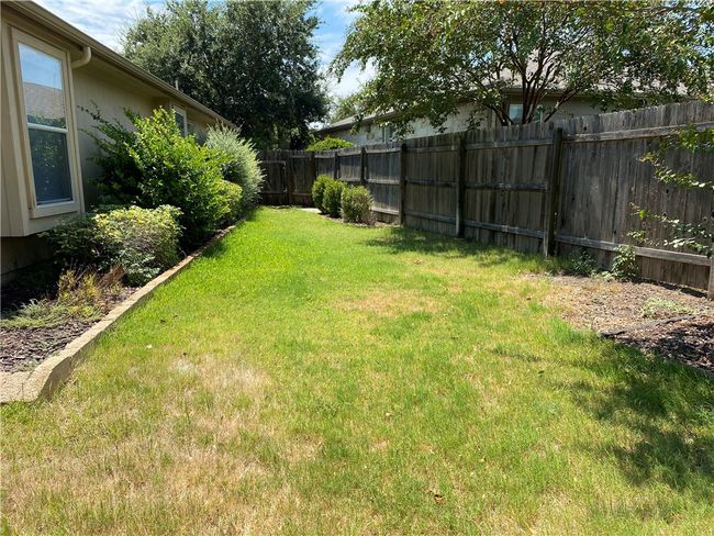 123 Devonshire Dr, House other with 3 bedrooms, 2 bathrooms and null parking in Kyle TX | Image 15