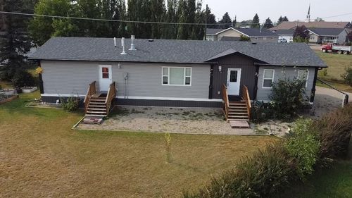 421 Main Street, Champion, AB, T0L0R0 | Card Image