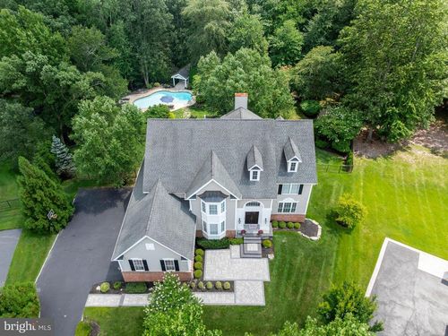 37 Foxcroft Way, MOUNT LAUREL, NJ, 08054-5733 | Card Image