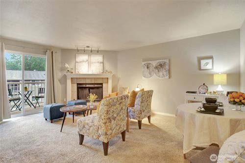 b-302-1126 N 198th, Shoreline, WA, 98133 | Card Image