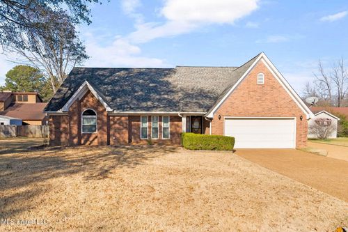 4020 Maryan Ct, Nesbit, MS, 38651-9758 | Card Image