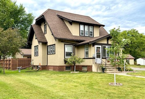 19 1st Ave Ne, Fairfax, MN, 55332-5002 | Card Image