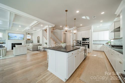 11036 Shreveport Dr, Huntersville, NC, 28078-4027 | Card Image