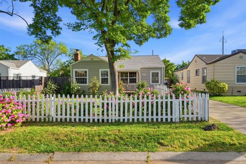 2121 Juliesse Avenue, Sacramento, CA, 95821 | Card Image