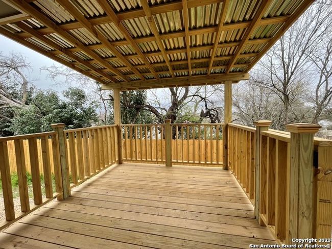 1901 Walter Raleigh, House other with 3 bedrooms, 2 bathrooms and null parking in Windcrest TX | Image 17