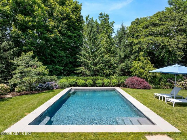 35 Club Rd, House other with 6 bedrooms, 8 bathrooms and null parking in Riverside CT | Image 27