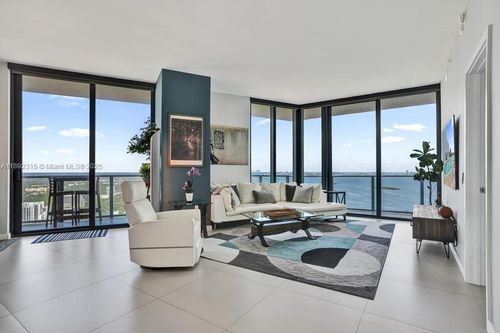 ph4101-501 Ne 31st St, Miami, FL, 33137-4476 | Card Image