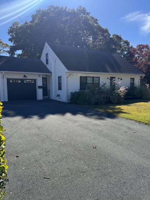 31 Mckenney Cir, Andover, MA, 01810-1306 | Card Image
