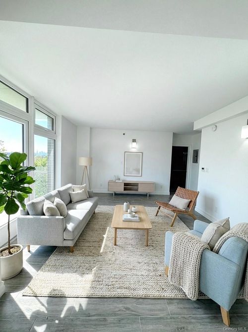 65-18 Austin St, Rego Park, NY, 11374-3174 | Card Image