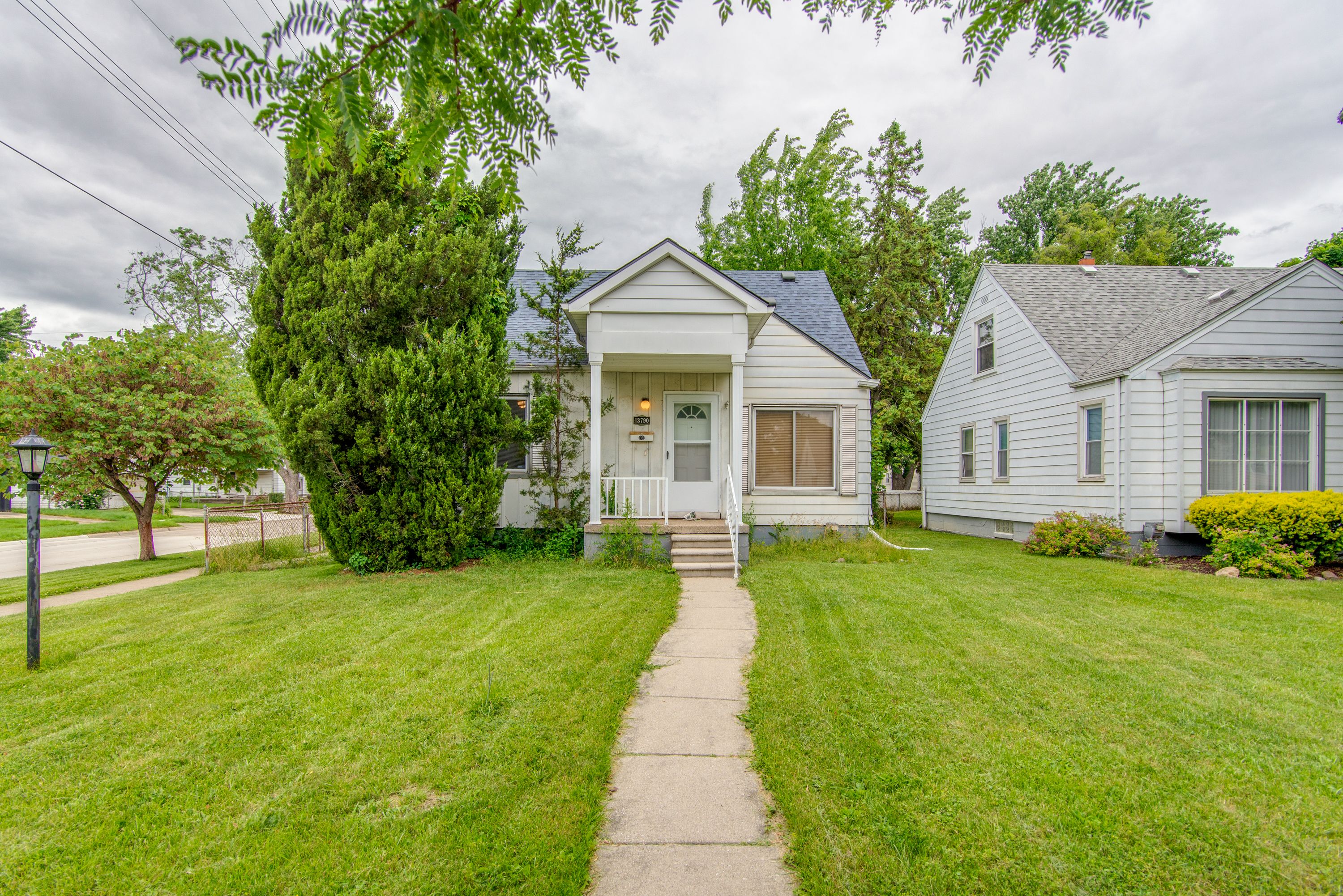 Talbot St, Oak Park, MI 48237