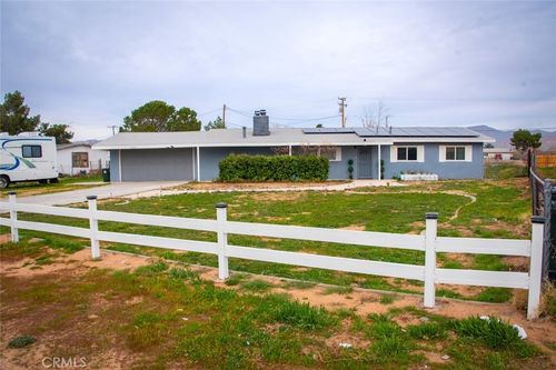 13341 Rancherias Rd, Apple Valley, CA, 92308-6489 | Card Image