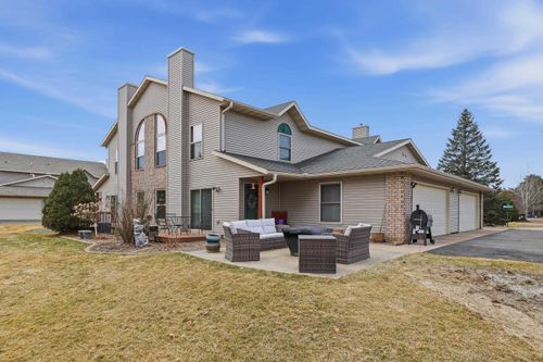 262 White Oak Ave, PLOVER, WI, 54467-4108 | Card Image