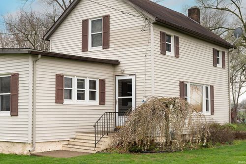 25664 County Road 22 Road, Elkhart, IN, 46517-9261 | Card Image