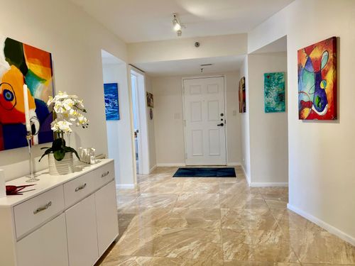 602-7568 Regency Lake Dr, Boca Raton, FL, 33433-2833 | Card Image