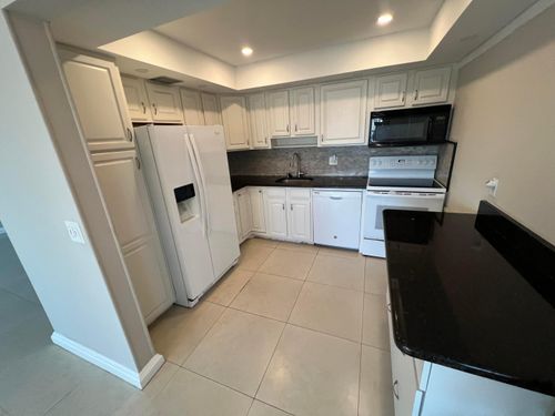 413 Greenbrier A, West Palm Beach, FL, 33417 | Card Image