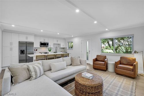 apt-103-1100 Gulf Shore Blvd N, NAPLES, FL, 34102-5303 | Card Image