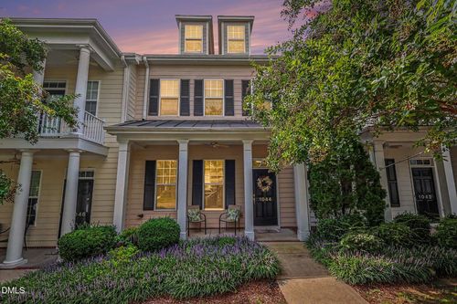 1044 Philpott Dr, Chapel Hill, NC, 27517-7459 | Card Image