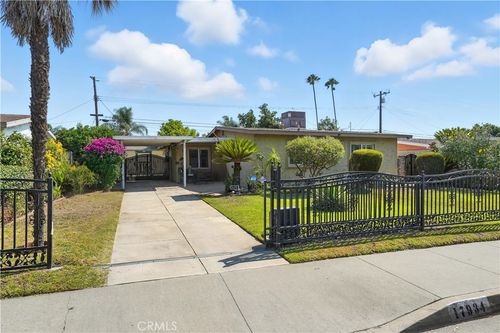 17934 E Newburgh St, Azusa, CA, 91702-5721 | Card Image