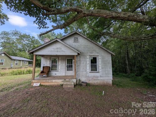 4548 Springs Rd, Conover, NC, 28613-6714 | Card Image