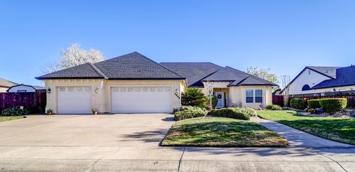 3859 Sea Lavender Ct, Redding, CA, 96001-6312 | Card Image