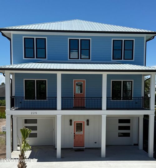 225 Greenville Ave, Carolina Beach, NC, 28428-5304 | Card Image