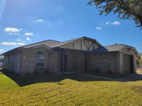 3006 Ruidosa Ave, Dallas, TX, 75228-2322 | Card Image