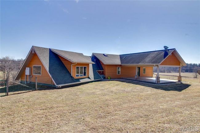 2445 Seiler Rd, House other with 3 bedrooms, 5 bathrooms and 2 parking in Alton IL | Image 55