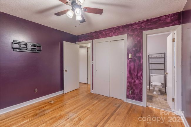 bedroom 3 with half bath | Image 18