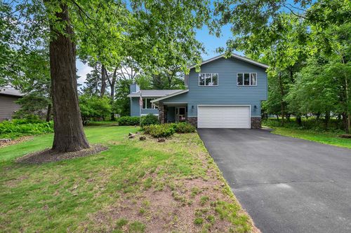 1204 Birch Dr, Hudson, WI, 54016-1465 | Card Image