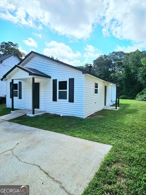 1054 W College Ext, Griffin, GA, 30224-4010 | Card Image