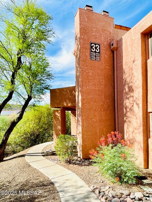 2231-5051 N Sabino Canyon Rd, Tucson, AZ, 85750-6448 | Card Image