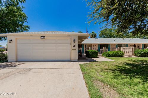 10101 W Kingswood Cir, Sun City, AZ, 85351-1936 | Card Image