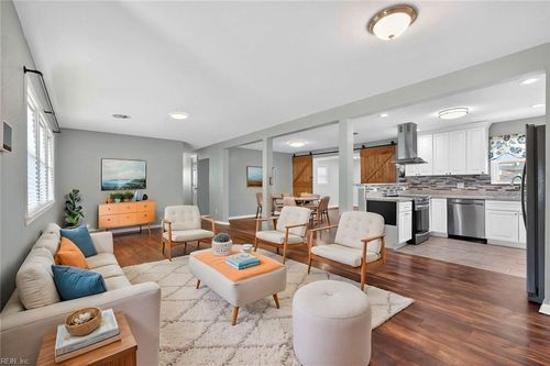 3104 Coach House Ln, Virginia Beach, VA, 23452-6526 | Card Image