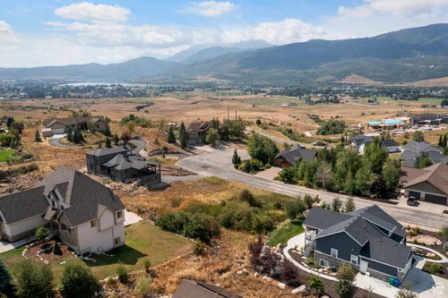 38-5448 Wapiti Cir, Eden, UT, 84310-9869 | Card Image