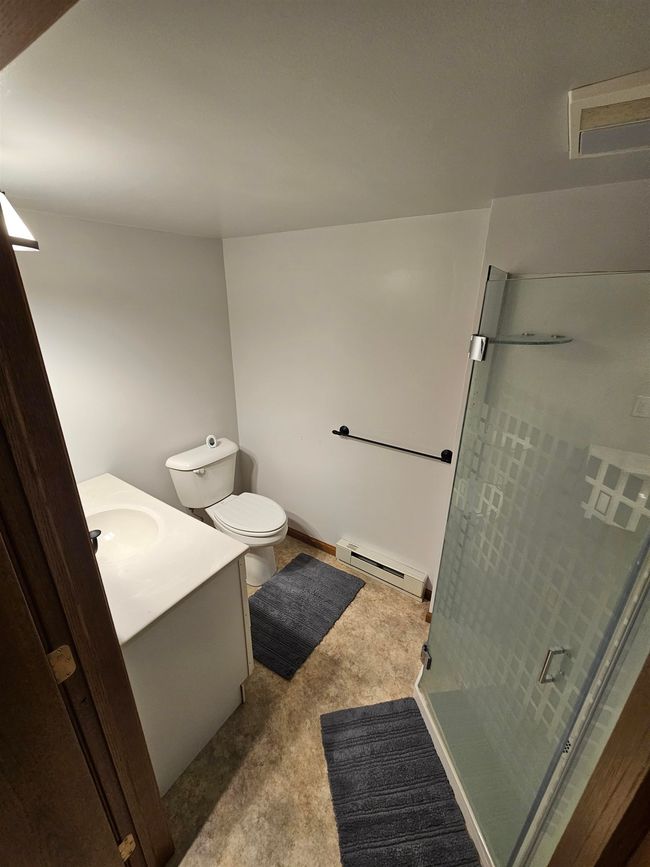 182 Amstar Dr, Condo with 2 bedrooms, 2 bathrooms and null parking in CHIPPEWA FALLS WI | Image 13