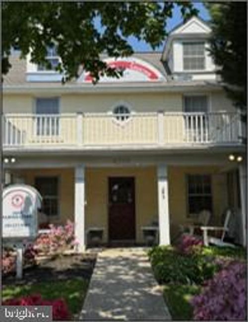 4709 Maple Ave, BETHESDA, MD, 20814-3607 | Card Image