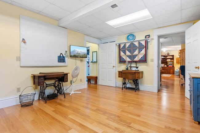 LL Bedroom | Image 40