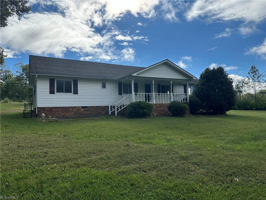 Asbury Rd, Westfield, NC 27053